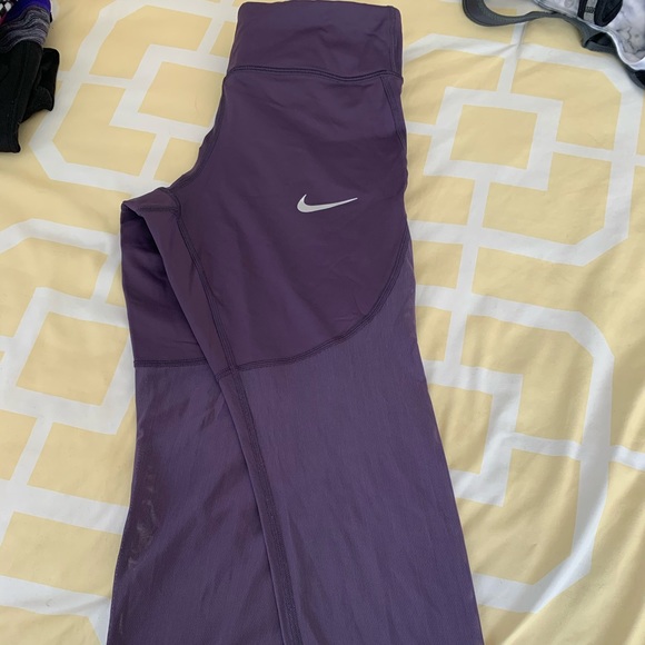 purple nike workout outfit